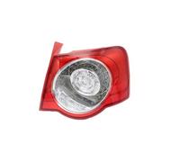 Car taillights Car LED Rear Tail Light Lamp Outer Inner Left Right Side For VW For Passat B6 Sendan 2006 2007 2008 2009 2010 2011 Trailer Lights(1 outside R side)