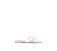 Carvela 'rivo' Flats In Cream Cream 5