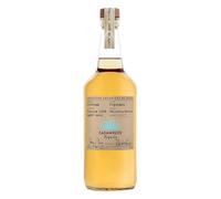 Casamigos Reposado Tequila | 40% vol | 70cl | Hints of Caramel & Cocoa | Silky with a Smooth Finish | Neat & in Cocktails | Made from Blue Weber Agave | Perfect for Gifting | Best Enjoyed with Friends