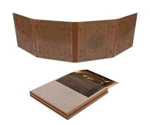 CASEMATIX Double-Sided DM Screen - Faux Leather GM Screen with 8 Pockets, Folding Dungeon Master Screen with Outward-Facing Sleeves for Artwork & Reference Sheets (Inserts Not Included)
