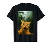 Cat Selfie Running from UFO Aliens UAP Funny Kitty Humor T-Shirt
