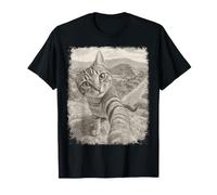 Cat Taking Selfie Teotihuacan Pyramid Mexico T-Shirt