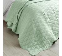 Catherine Lansfield Scallop Waves Quilted 240x260cm Bedspread Green