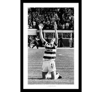 Celtic Legend Tommy Burns - Celtic FC Win the 1988 Double 46x30cm Framed Photo Memorabilia