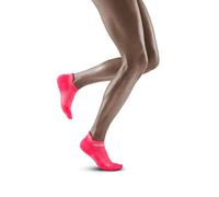 CEP - THE RUN COMPRESSION SOCKS NO SHOW for women | Extra short running socks in pink with compression | Regenerating compression socks for women | Size IV | L