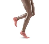 CEP - THE RUN COMPRESSION SOCKS NO SHOW for women | Extra short running socks in rose with compression | Regenerating compression socks for women | Size III | M