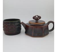 Ceramic Tea Set - Green Glaze Bagua Cups with "Turn The Tide" Teapot, Cups: 8cm Height, 8cm Top/Bottom Diameter (100ml), Teapot: 8cm Height, 9.5cm Base Diameter (200ml)(Leather)