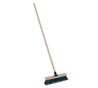 CHARLES BENTLEY Broom, Green, Recycled Synthetic, Wooden, 4ft Handle, 11 Inch, PVC and PET Bristles, Practical, Bark, Dirt, Debris, Outdoor Broom, Outdoor Brush, Brush (131x29x6cm)