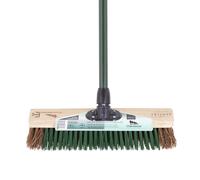 CHARLES BENTLEY Broom, Charnwood, 16 inch, Utility Broom, with Scraper, for Garden & Outdoor, Maintenance, Premium Brushware, Green, FSC® 100% Wood, Bassine, PVC Bristles, Metal Scraper (141x40x7cm)
