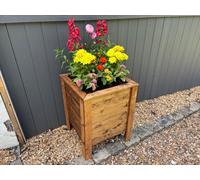Charles Taylor Prestbury Raised Square Planter Extra Large