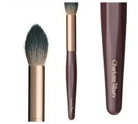 Charlotte Tilbury POWDER & SCULPT BRUSH CRAFTED BY HAND