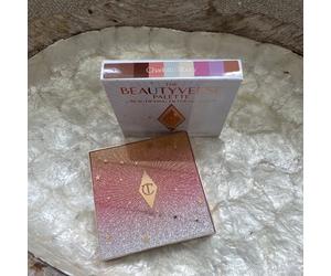CHARLOTTE TILBURY THE BEAUTYVERSE PALETTE LIMITED EDITION EYESHADOW PALETTE