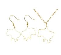 Chereda Stainless Steel US Map Outline Pendant Necklace, Gold Silver Two Tone Solid Surface USA Continent Necklace for Women Adult Everyday Wear Jewelry, One Size, Stainless Steel, No Gemstone