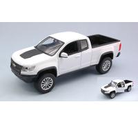 Chevrolet Colorado ZR2 2017 White 1:27 Model 31517W MAISTO