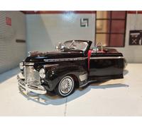 Chevrolet Special Deluxe Hotrider Cabrio 1941 1:24 Diecast Scale Model Black