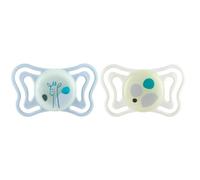 Chicco PhysioForma Light Silicone Dummy 2-6 Months, Girls Dummy with Silicone Teat, Lightweight and Breathable, Ergonomic Shape, Supports Correct Mouth Development, Pink, Pack of 2