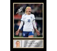 Chloe Kelly Poster Print - England Lionesses Euro Champion Wall Art - Framed or Unframed - Gift for Women’s Football Fans, A4 Poster + Black Frame