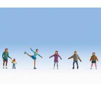 Christmas and Winter Figure Set HO/OO Gauge Noch