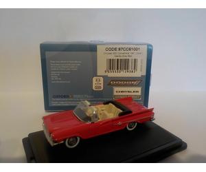 Chrysler 300 convertible - Red, 1/87 New Oxford 87cc61001