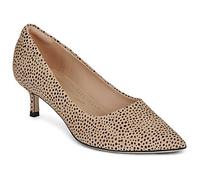 Clarks Heels Zarey Court in Beige 4