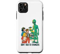 Classic UFO with green aliens flying above city Case for iPhone 11 Pro Max