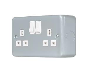 Click MCP536 Metal Clad Pro 13A 2 Gang Double Pole Safety Shutter Switched Socket Outlet