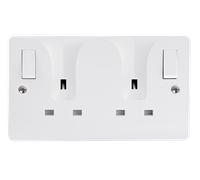 Click Mode CMA736 White Moulded 13A 2G DP Switched Locating Plug Socket + Outboard Rockers