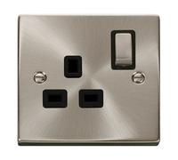 Click Scolmore Click Vpsc535Bk Deco 13A 1 Gang Single Socket Satin Chrome