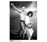 Close Up Queen Poster Live at Wembley Arena 1984 Freddy Mercury & Brian May Art Print Band Poster Tour Poster in Colour 59.5 x 84 cm