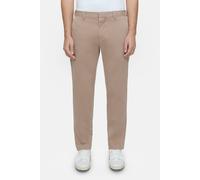 Closed Clifton True Pants Cashew Cream size W36L32 | Chinos Outlet | Men | White W36L32