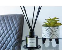 Clyde Candles Cuban Tobacco Reed Diffuser - 100ml, Set of 7 Fibre Sticks, Best for Home, Kitchen, Living Room, Bathroom