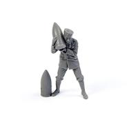 Cmk 129-F35342 - 1:35 German WWI Minenwerfer Crewmember Loading Shell - New