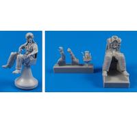 CMK CMF32315 1:32 WWII Italian Fiat G.50 50-I Sitting Pilot
