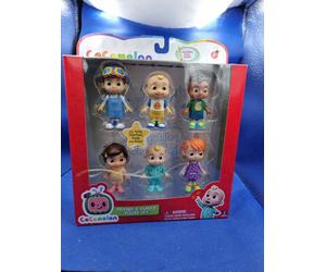 Cocomelon Career Friends & Family 6 Toy Figure Pack