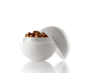 COCUNAT - The Real C 30 Days - 20% Pure Vitamin C - Provides Firmness, Luminosity, Elasticity, Reduce Wrinkles & Dark Spots - Anti-aging - Proven Results - 30 Pearls, 9.7ml - Packaging May Vary