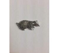Code Z8 Badger Made from Solid Fine English Pewter Pin Lapel badge POSTED BY US GIFTS FOR ALL 2016 FROM DERBYSHIRE UK