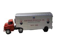 Collectible Race Car Model 1:43 For GMC Maserati Transporter Metal Die-cast Truck Model With Red Front Display Model Bedroom Decoration