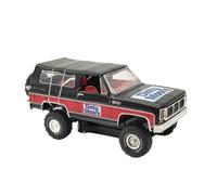 Collectible Race Car Model 1/64 For GMC Jimmy Sierra 4X4 Off-road Vehicle Two-door Alloy Miniature Car Model Black 1973 Bedroom Decoration