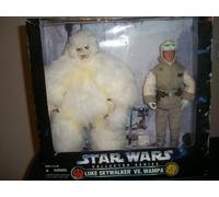 Collector Series 12 inch Luke versus the Wampa - Star Wars