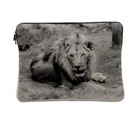 Computer and Tablet Case Linen Look - Black and White Photo of a Lion Lying Down Savannah Africa - 10 Inches Protective Laptop Sleeve Printed in France
