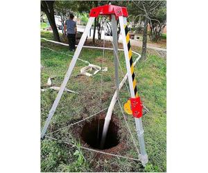 Confined Space Tripod Kit - Heavy Duty Aluminum Tripod with Winch for Rescue Operations & Safety Work