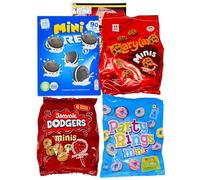 Cookie Bags Biscuits Gift Set Selection - 24 Pack Including Jammie Dodgers, Party Rings, Choc Chip Cookies & Chocolate Sandwich Biscuits - Lunch Box Treats & Kitchen Fella Cooking Tips Postcard