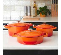 Cooks Professional Set Of 3 Cast Iron Casserole Dishes 20, 26 & 28Cm / 2.8, 4.3 & 5.8L - Oven Safe Cooking Dish Pans, Suitable For All Hobs - Orange