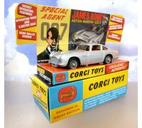 CORGI TOYS 1/46 JAMES BOND 007 GOLDFINGER 1963 ASTON MARTIN DB5 SILVER RT26101S