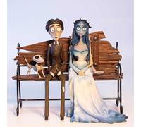 Set Figura Víctor y Emily Sentados en Banco