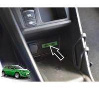 Cover made of steel for Renault-5 E-Tech | Decoration for USB ports - Colour Green | 1 Piece Stainless Steel 5 R5 Evolution Electric 95 120 150 Urban Range Comfort Techno Iconic Accessories E Tech