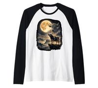 Cow Howling at the Moon Retro 90s Wildlife Meme Farmers Raglan Baseball Tee
