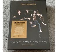 THE CRANBERRIES - EVERYBODY ELSE IS DOING IT (25TH ANNIVERSARY) [DELUXE 4CD BOX)