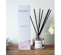 Cranberry & Apple Reed Diffuser - Clyde Candles, Luxury Diffuser Oil with a Set of 7 Fibre Sticks, 100ml, Best Aroma Scent for Home, Kitchen, Living Room, Bathroom. Fragrance Diffusers set with sticks