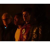 Crisis on Earth-X, Part 3